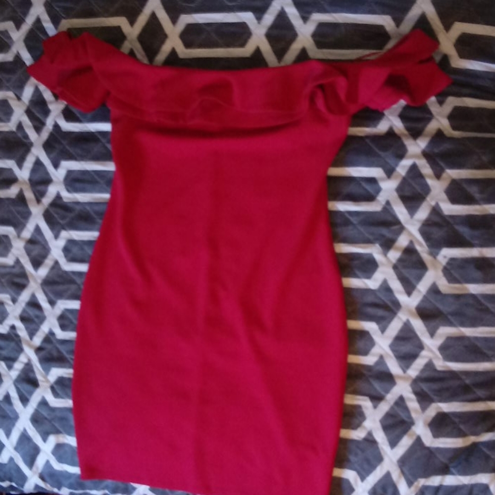 Dress - Picture 2 of 2